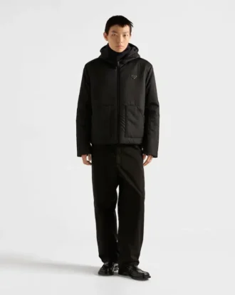 Chaqueta con capucha de Re-Nylon