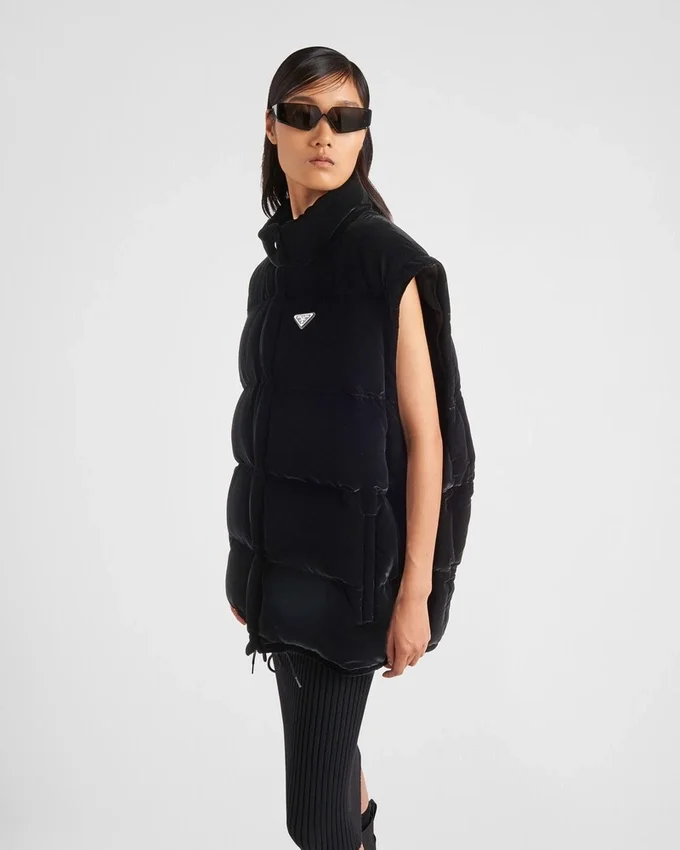 Chaqueta convertible de plumón y terciopelo Chaqueta convertible de plumón y terciopelo