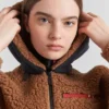 Chaqueta corta de doble forro polar Chaqueta corta de doble forro polar