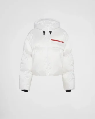 Chaqueta corta técnica de plumón con Re-Nylon