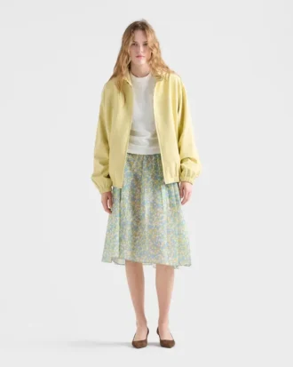 Chaqueta de piel napa con capucha Chaqueta de piel napa con capucha
