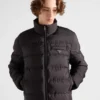 Chaqueta de plumón de Re-Nylon de peso medio