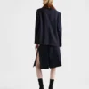 Chaqueta de un solo pecho con costura en espiga Chaqueta de un solo pecho con costura en espiga