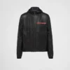 Chaqueta ligera con capucha de Re-Nylon Chaqueta ligera con capucha de Re-Nylon