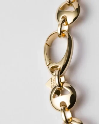 Collar de metal