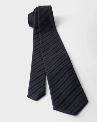 Corbata de seda