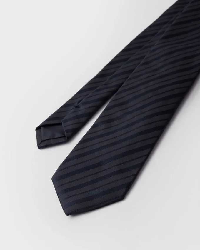 Corbata de seda Corbata de seda