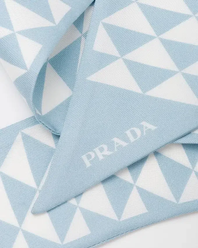 Corbata de seda estampada Corbata de seda estampada