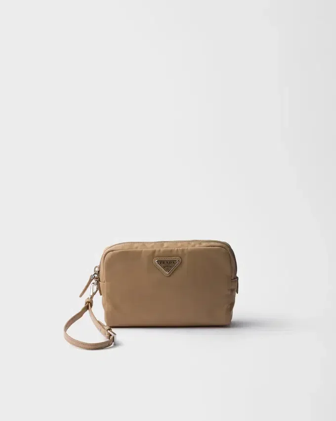 Estuche pequeño de Re-Nylon Estuche pequeño de Re-Nylon