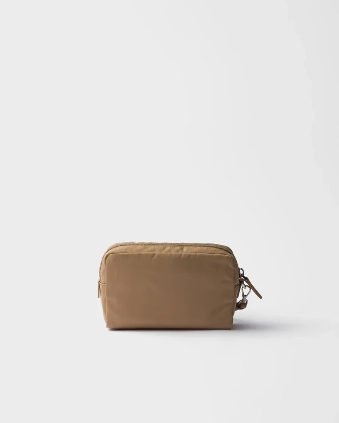 Estuche pequeño de Re-Nylon Estuche pequeño de Re-Nylon