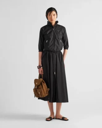 Falda amplia de Re-Nylon