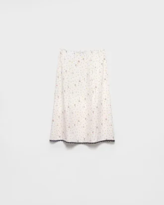 Falda de pongé con estampado floral