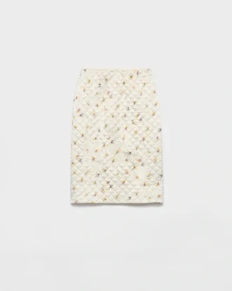 Falda de satén acolchado con estampado floral Falda de satén acolchado con estampado floral