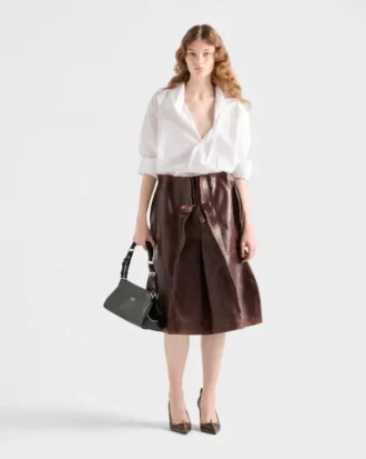 Falda midi de piel