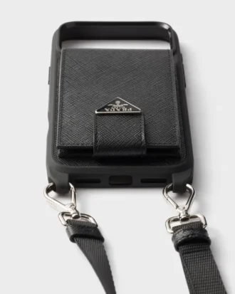 Funda de piel Saffiano para iPhone 17 Pro Max con correa de hombro