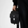 Funda para smartphone de Re-Nylon y piel Saffiano