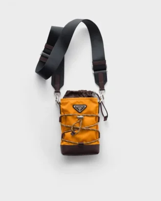 Funda para smartphone Prada Speedrock de Re-Nylon y piel
