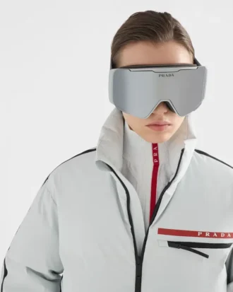 Gafas de nieve Prada Linea Rossa by Oakley con lentes intercambiables