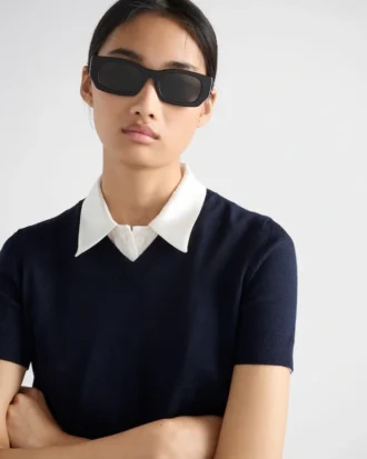 Gafas de sol con el logotipo de Prada