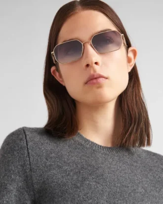 Gafas de sol con el logotipo Prada Triangle