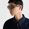 Gafas de sol con logotipo triangular Gafas de sol con logotipo triangular