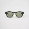 Gafas de sol con placa metálica icónica Gafas de sol con placa metálica icónica