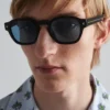 Gafas de sol con placa metálica icónica Gafas de sol con placa metálica icónica