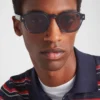 Gafas de sol con placa metálica icónica Gafas de sol con placa metálica icónica