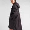 Impermeable oversize Re-Nylon ligero Impermeable oversize Re-Nylon ligero