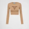 Jersey corto de seda con logotipo Jersey corto de seda con logotipo