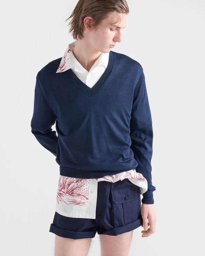 Jersey de algodón con cuello en V Jersey de algodón con cuello en V