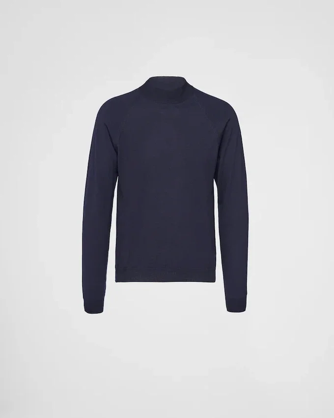 Jersey de cuello alto de lana peinada Jersey de cuello alto de lana peinada
