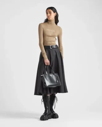 Jersey de cuello alto de lana superfina