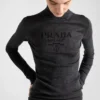 Jersey de cuello alto de lana superfina Jersey de cuello alto de lana superfina