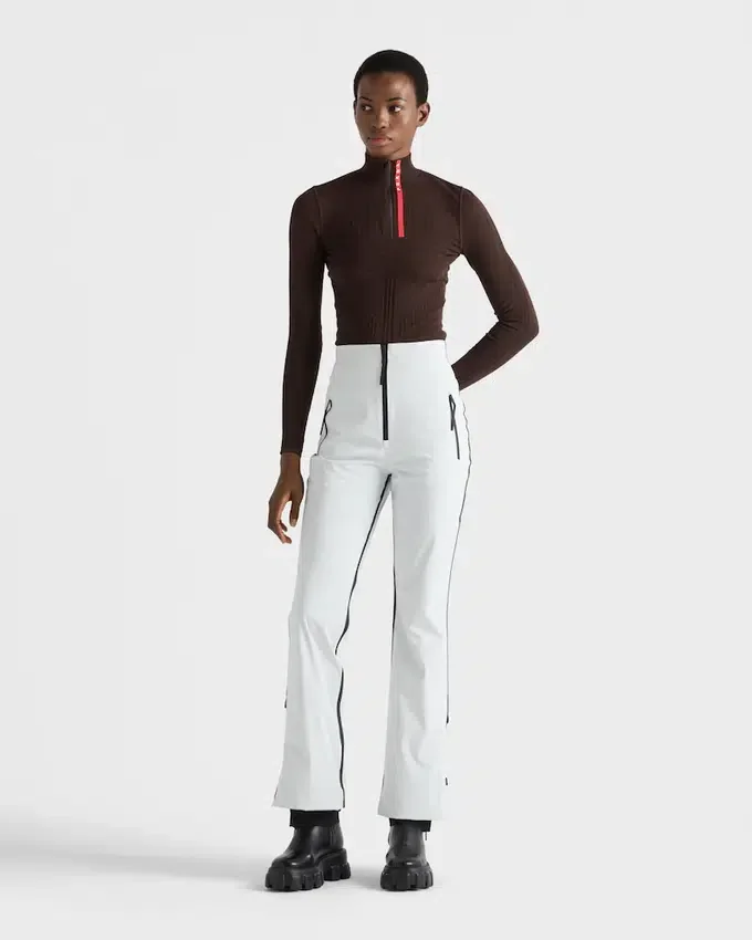 Jersey de cuello alto de Re-Nylon Jersey de cuello alto de Re-Nylon