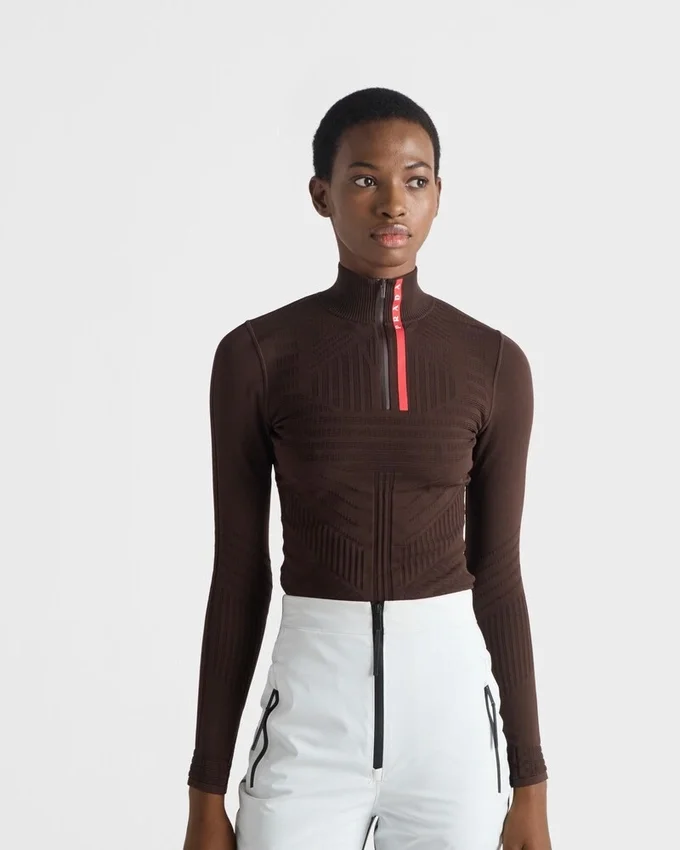 Jersey de cuello alto de Re-Nylon Jersey de cuello alto de Re-Nylon
