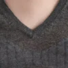 Jersey de cuello en V de cachemira y seda Jersey de cuello en V de cachemira y seda