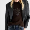 Jersey de cuello redondo con logotipo de Prada en cachemira y lana Jersey de cuello redondo con logotipo de Prada en cachemira y lana