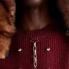 Jersey de cuello redondo de lana con colgante Jersey de cuello redondo de lana con colgante