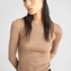 Jersey de cuello redondo de lana superfina Jersey de cuello redondo de lana superfina