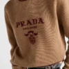 Jersey de cuello redondo de lana y cachemira Jersey de cuello redondo de lana y cachemira