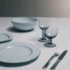 Juego de dos platos llanos de porcelana – Celadon Juego de dos platos llanos de porcelana – Celadon