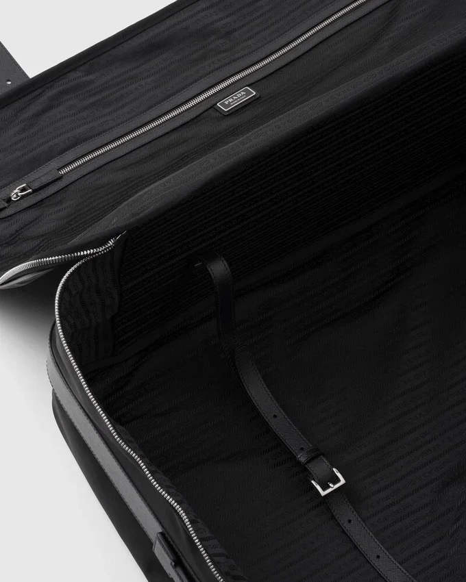 Maleta grande de Re-Nylon y piel Saffiano Maleta grande de Re-Nylon y piel Saffiano