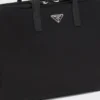 Maletín de Re-Nylon y piel Saffiano Maletín de Re-Nylon y piel Saffiano
