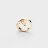 Mini anillo Eternal Gold Snake en oro amarillo y diamantes Mini anillo Eternal Gold Snake en oro amarillo y diamantes