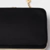 Mini bolso de mano de satén con correa para el hombro Mini bolso de mano de satén con correa para el hombro
