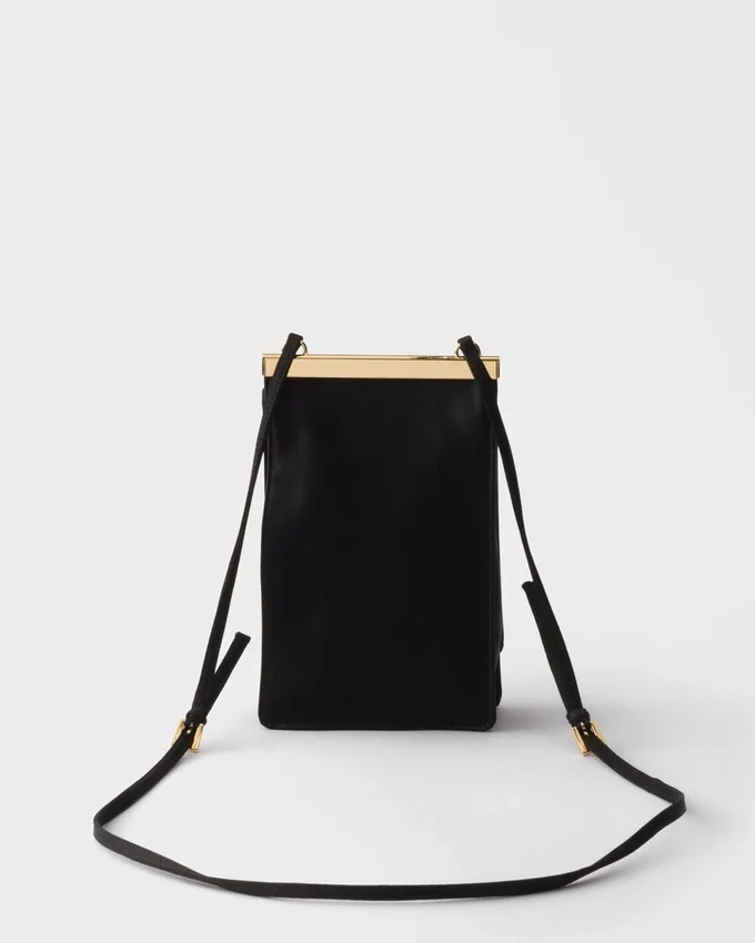 Mini bolso de satén Mini bolso de satén