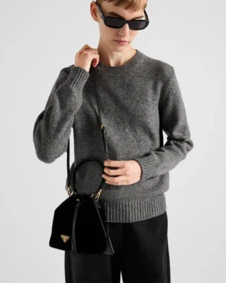 Mini bolso de terciopelo con detalles de piel napa