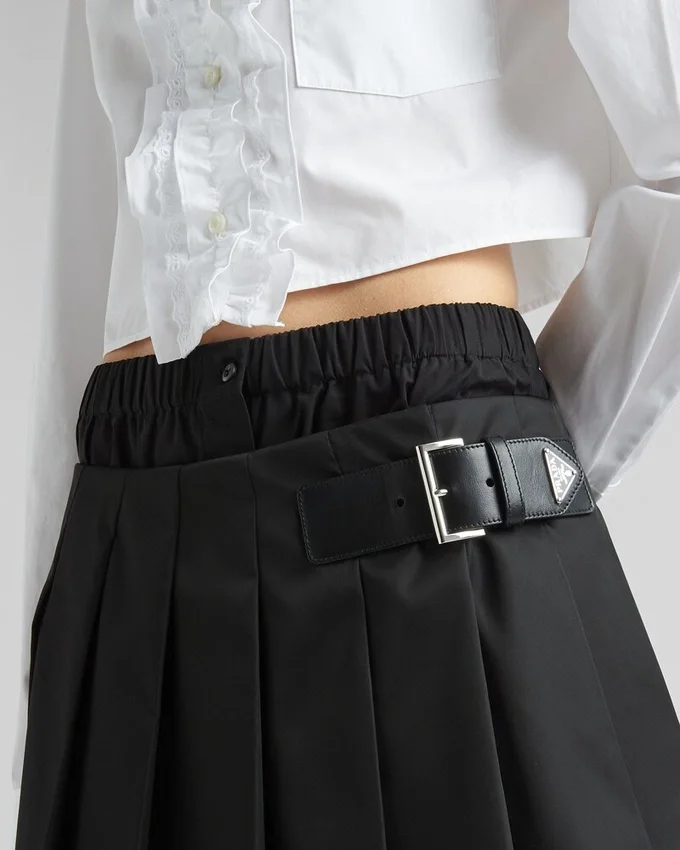 Minifalda plisada de Re-Nylon Minifalda plisada de Re-Nylon