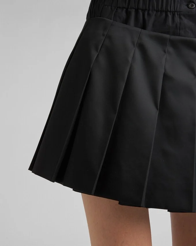 Minifalda plisada de Re-Nylon Minifalda plisada de Re-Nylon